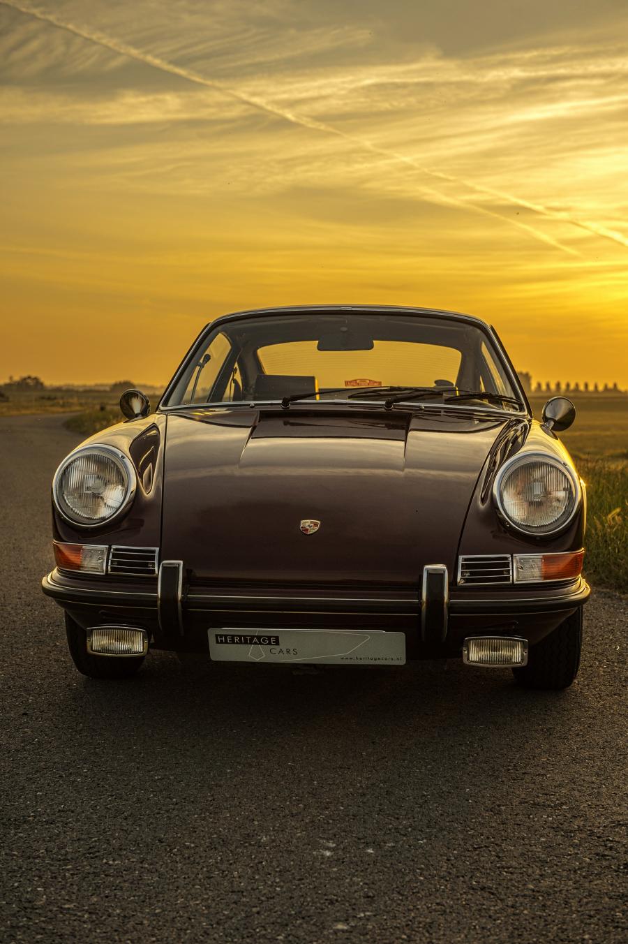  Porsche 911 S 2.0 Coupe 1968 года  (фото 12 из 33)